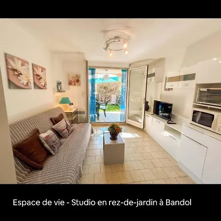 Escapade Bandolaise Apartmán *
